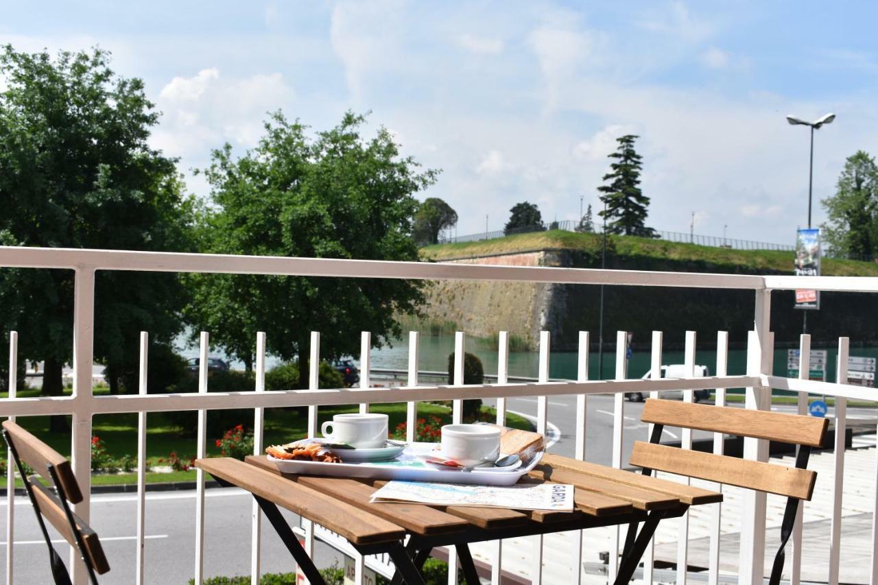 Lake Moments Peschiera del Garda Luaran gambar